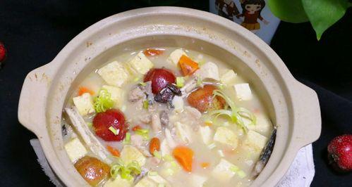 《豆腐牛奶鱼汤配方介绍——探索摩尔庄园手游中的美食世界》（用游戏化的方式学习烹饪）