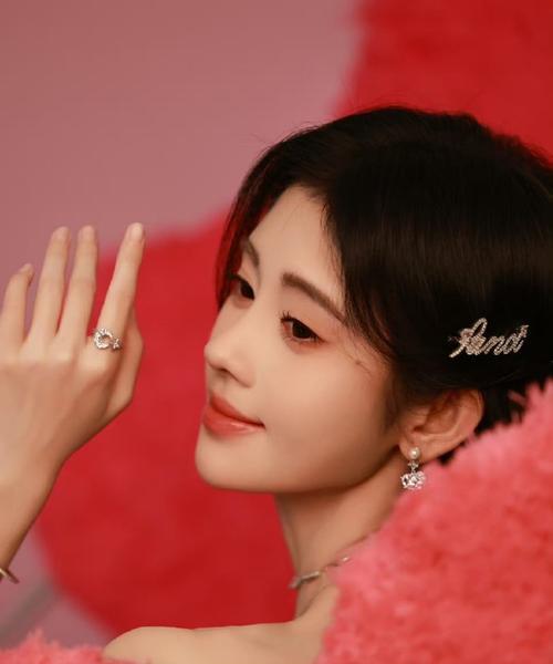 王者荣耀鞠婧祎皮肤售价是多少？购买后有哪些特殊效果？