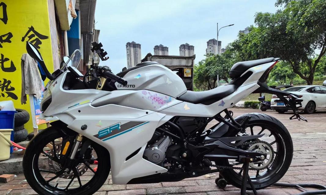 CF250fun版的落地价格是多少？